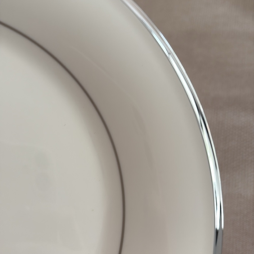 Lenox Solitaire Dinner Plate Ivory - Picture 2 of 6